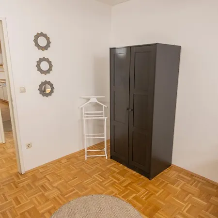 Apartamento Zum Grazer Uhrturm Graz