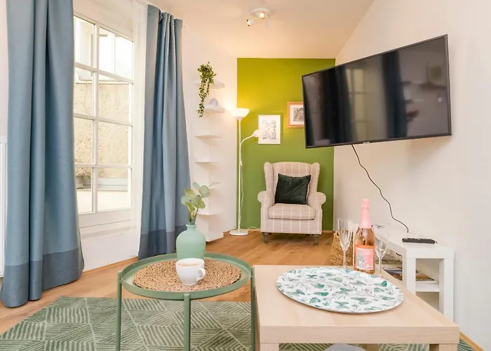 Zum Grazer Uhrturm Apartament