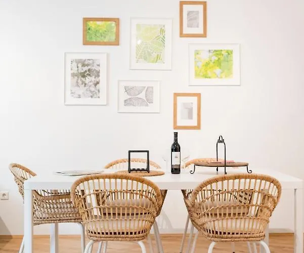 Zum Grazer Uhrturm Apartament Graz