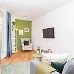 Zum Grazer Uhrturm Apartamento *