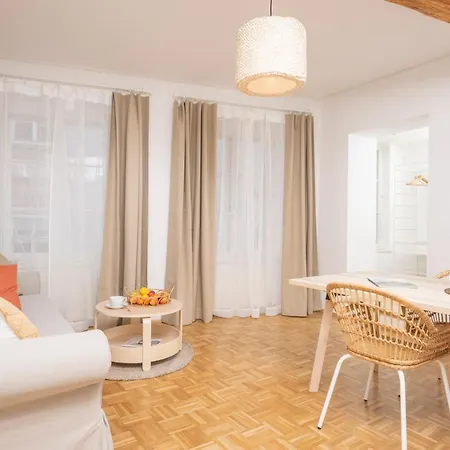Zum Grazer Uhrturm Apartamento Graz