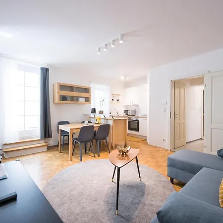 Apartamento Zum Grazer Uhrturm