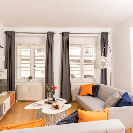 Apartamento Zum Grazer Uhrturm *