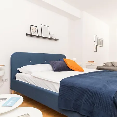 Apartamento Zum Grazer Uhrturm