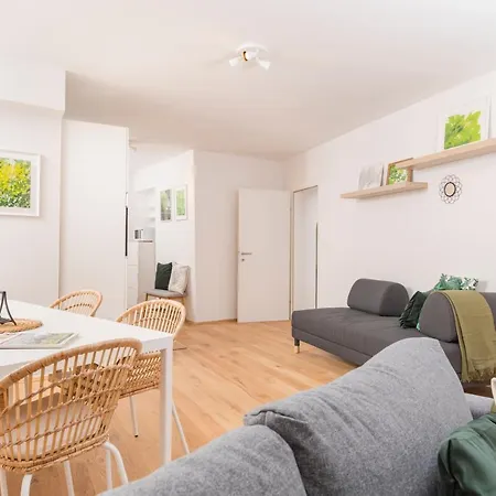 Zum Grazer Uhrturm Appartement *