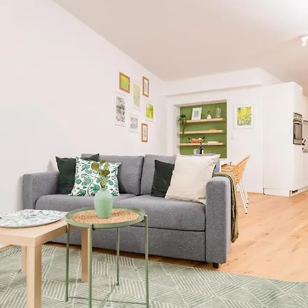 Zum Grazer Uhrturm * Грац