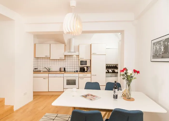 Zum Grazer Uhrturm Apartamento